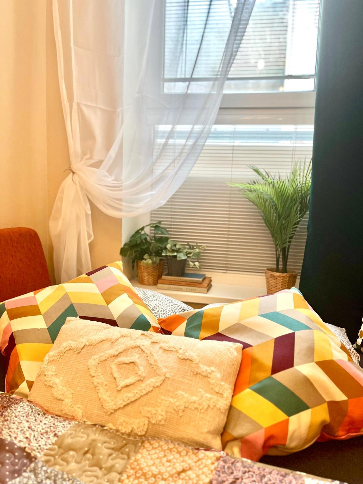 Jenny - Old Town, Free Private Parking, Ac Apartment Pressburg